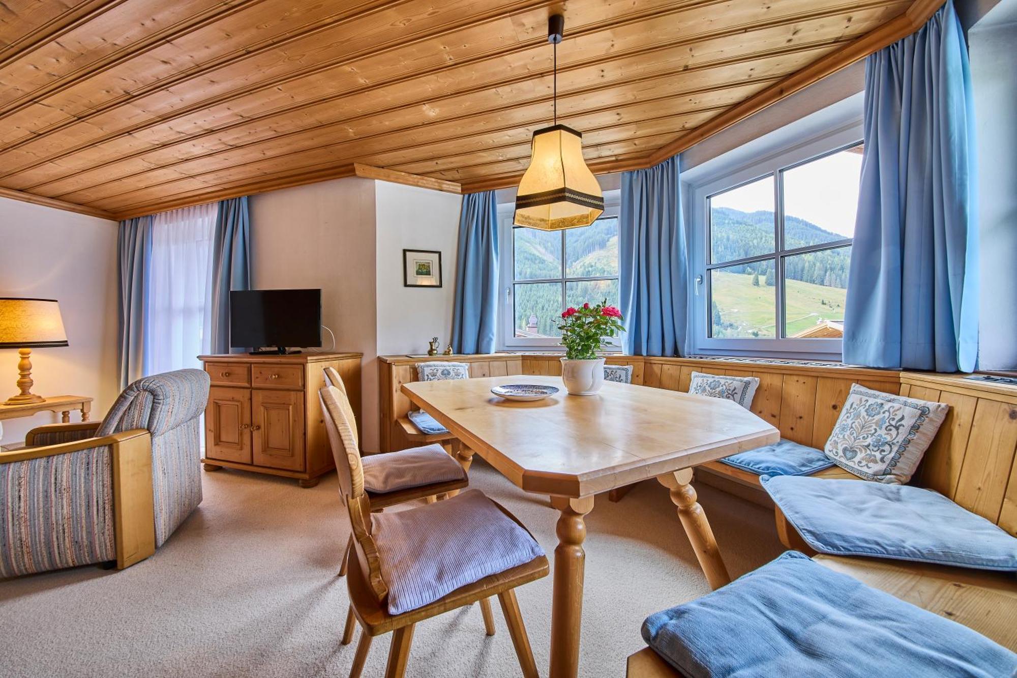 Appartements Bernhofer ซาลบาคฮินเทอร์เกลมม์ ภายนอก รูปภาพ